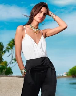 Pierce V-Neck Jumpsuit -Urban Chic Shop 0009 rtw 2023 july 3 exclusivepiercejumpsuit editorial 049