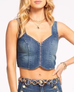 Clemence Denim Vest -Urban Chic Shop rtw 2023 february 1 d02231000 clemence mediumwash 02