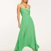 Jolie Cutout Maxi Dress -Urban Chic Shop rtw 2023 july 3 A07233003 JOLIE DRESS GARDEN GREEN 02